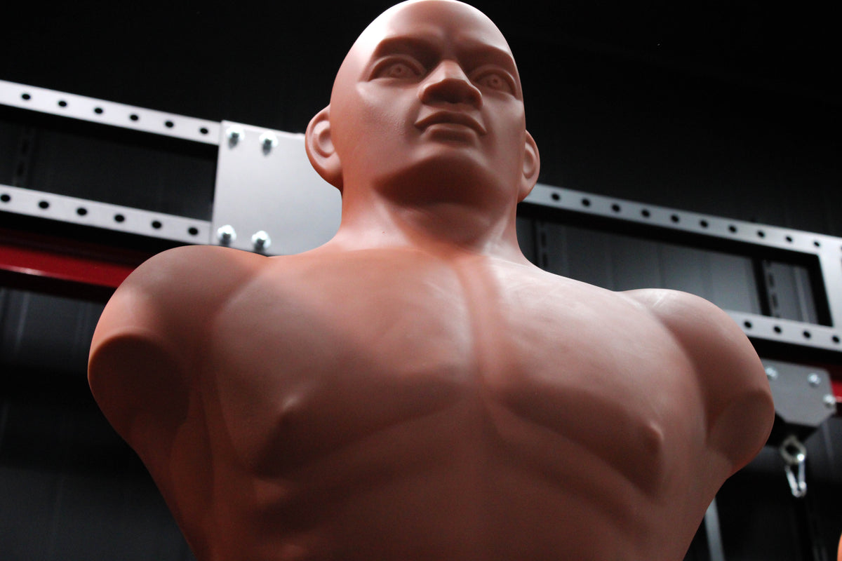 Onyx fixed punching dummy close up