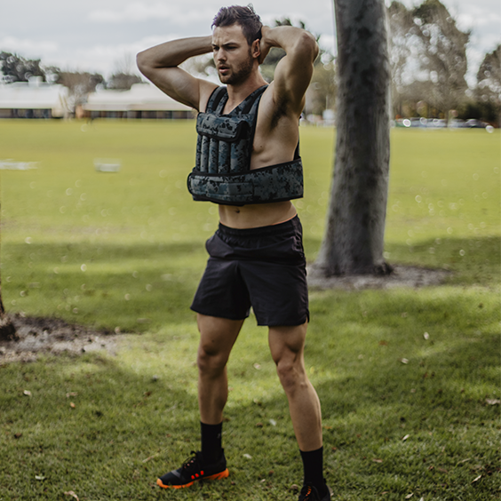 High-quality 20kg fitness vest
Man working out
