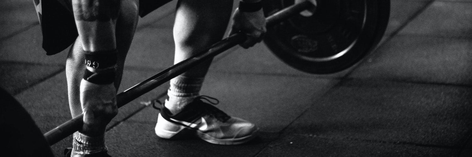WEIGHT PLATES & BARBELLS
