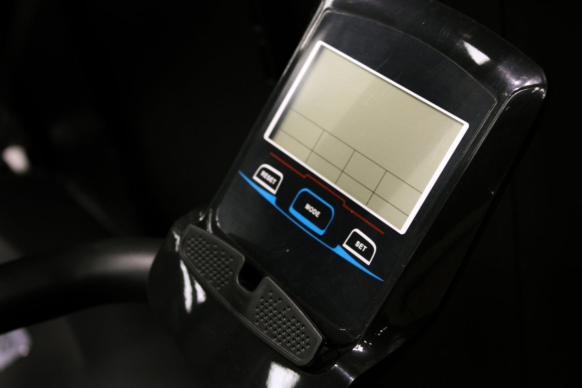 Reload Pro X-Series Curved Treadmill screen side view