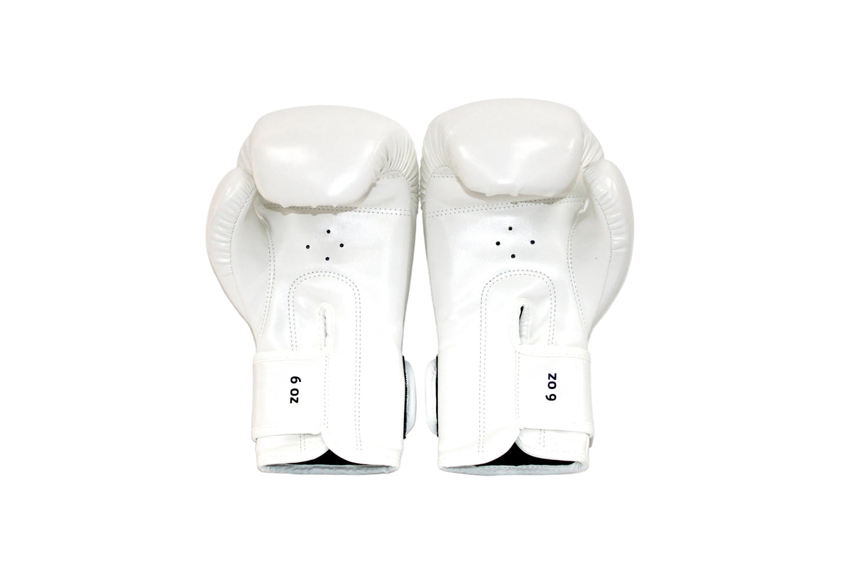 6oz white kids gloves Onyx by Fitness Hero