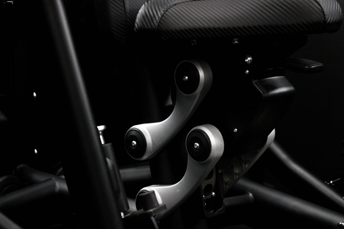 Legacy Series fitness hero Seated Chest Press weightlifting gym equipment 