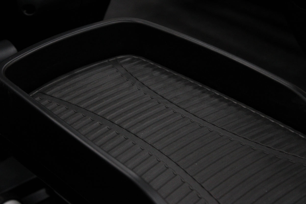 Self-generating elliptical cross trainer with built-in fan and USB port