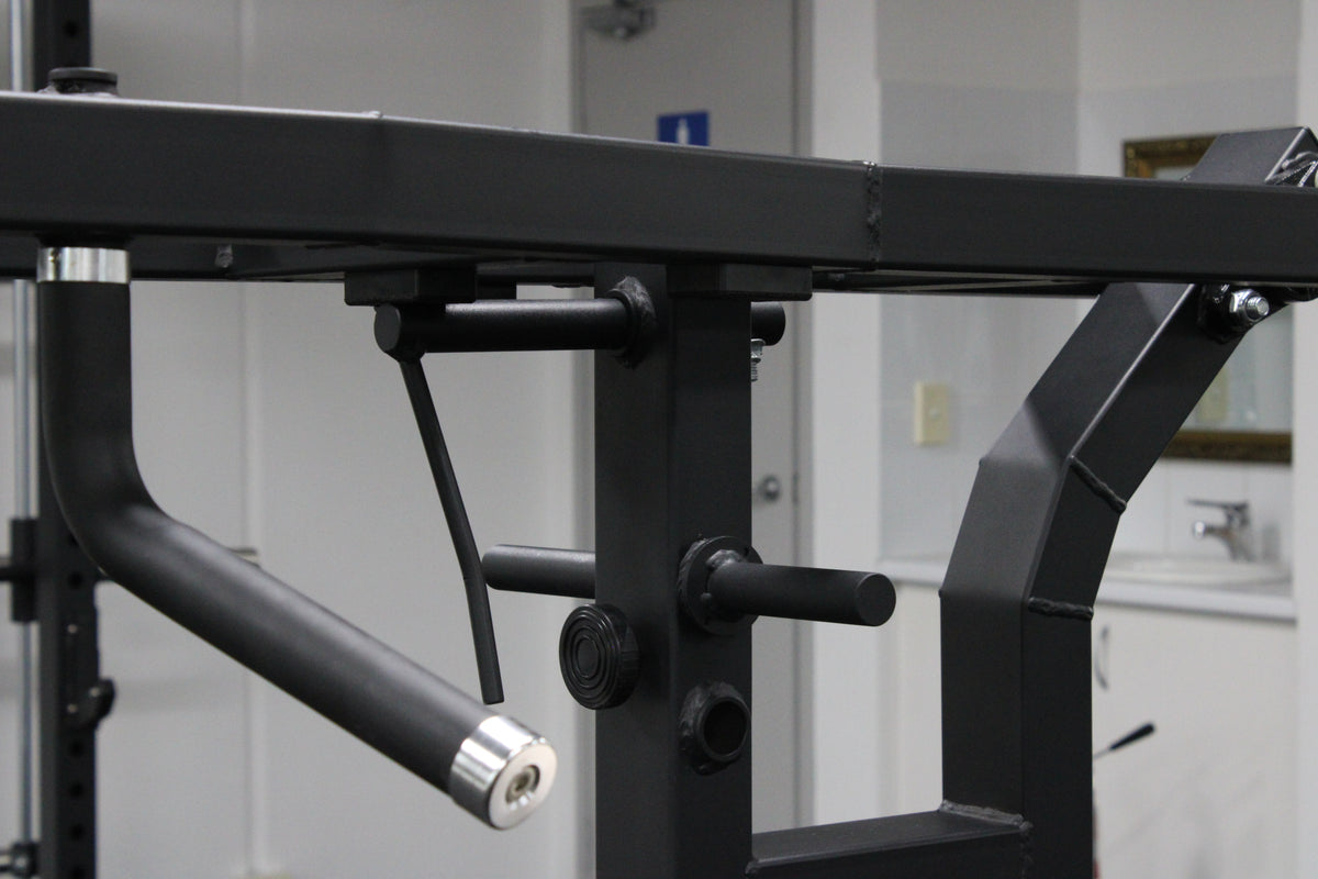 Reload Leverage Squat Machine – Watson Style – Commercial Plate Loaded