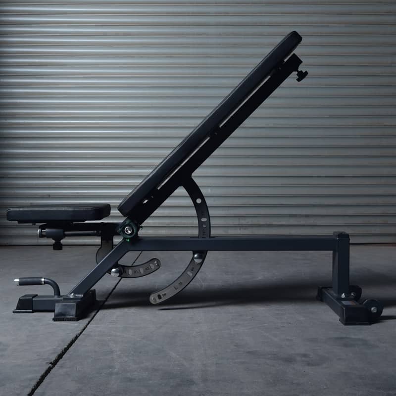 Adjustable Commercial Gym Bench – Flat &amp; Incline Positions