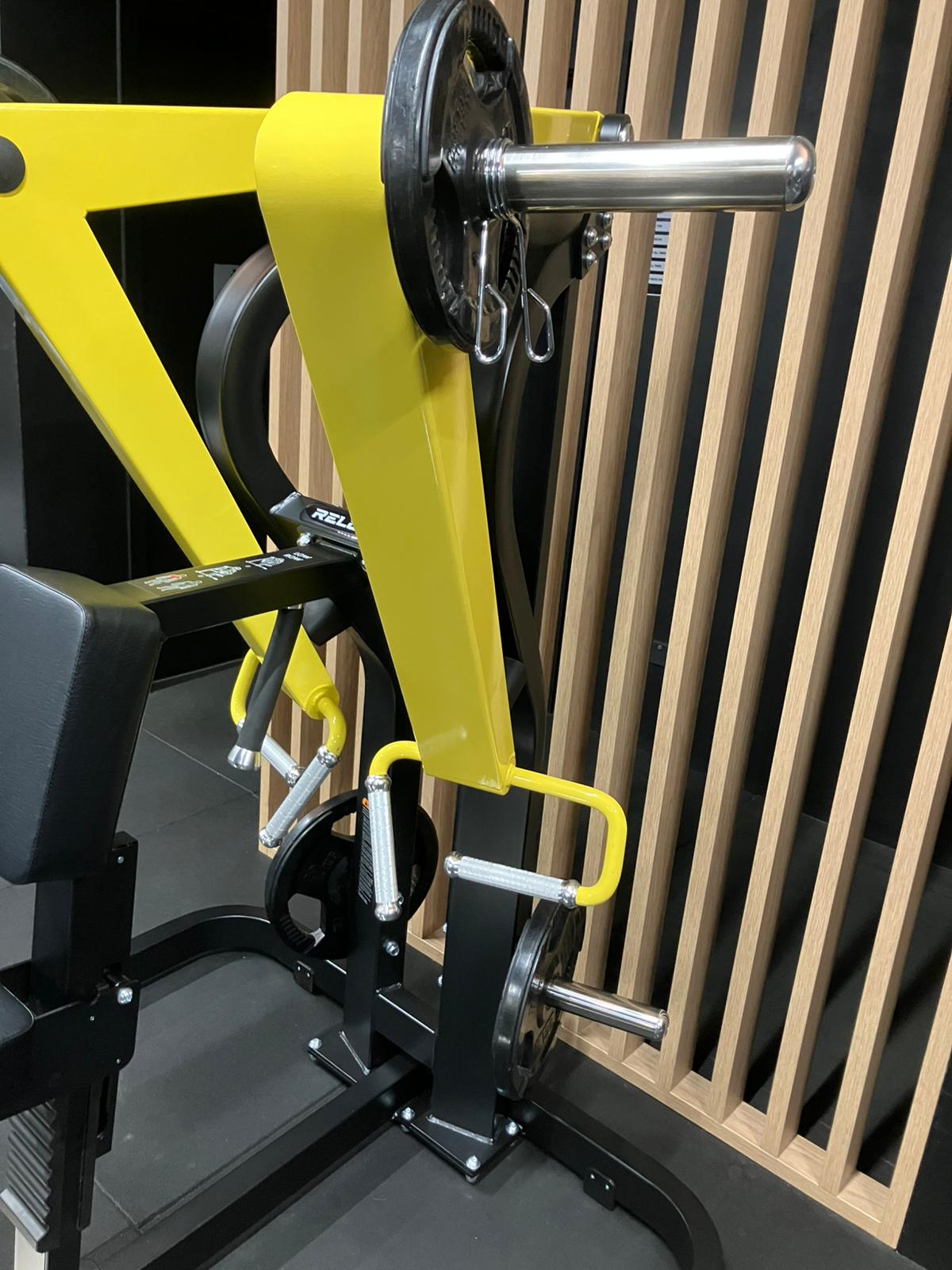 The Nova Series Low Row is a plate-loaded back training machine that develops lat thickness, rhomboid strength, and total posterior chain control. 