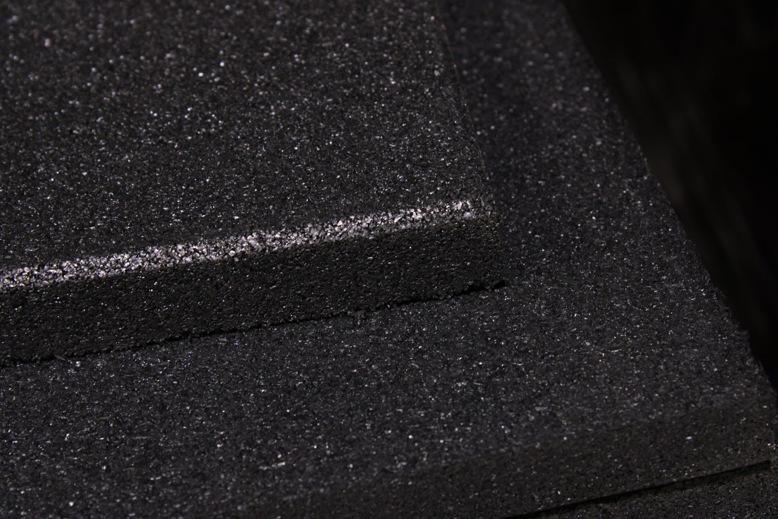 20mm Black premium rubber gym tiles Fitness Hero