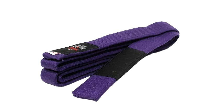 Fitness Hero presents, IBJJF Approved BJJ Belts | All Colours. Double-stitched and wide enough to fit comfortably in the palm of your hand, all you need to do is tie your belt and hit the mat. Meeting all the requirements of the IBJJF, you can wear the BJJ belt with pride during your training session or competition.