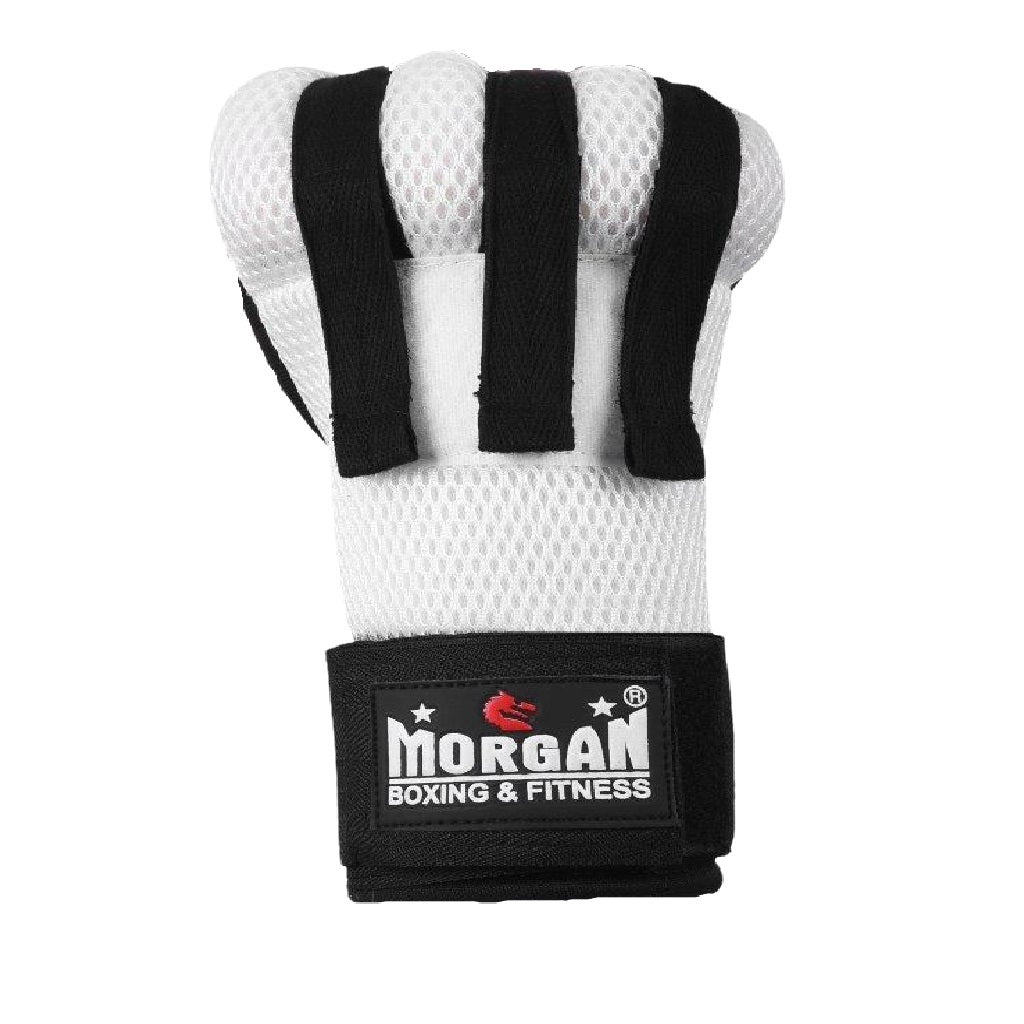 Fitness Hero offers the Morgan Barricade quick wraps. These brand new include a highly advanced hand wrap system. Its design comprises state-of-the-art materials and superior design features, giving the ultimate in performance, protection and comfort. Available in two sizes