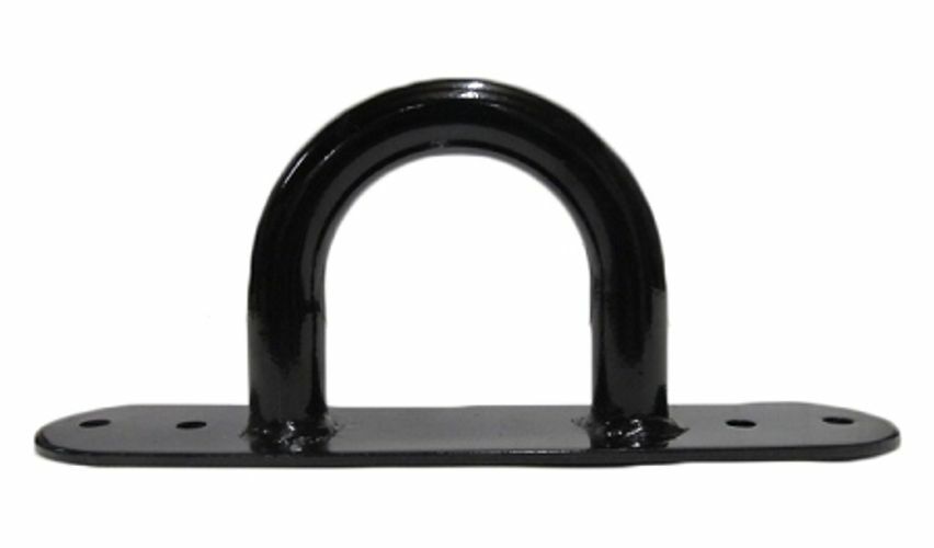 These heavy-duty undulation rope anchor allows you to use your rope without having to worry about shifting or fraying. Made from solid steel with a black finish, our rope anchors are supplied with all the boxing balls fastening equipment you need.